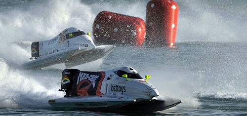Sami Selio of Finland of Mad Croc Team at UIM F1 H20 Powerboat Grand Prix of Qatar in the Doha Corniche.<br />
 © Paul Lakatos - Ideas Marketing